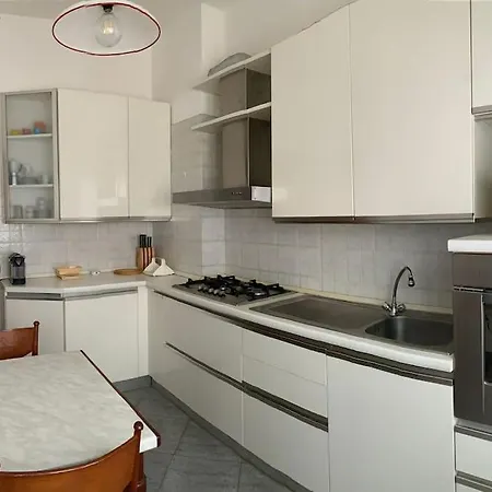 Apartment A Casa Di Elsa Genua